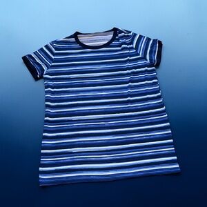 LuLaRoe Blue & White Striped Short Sleeve Top Liv (XL)